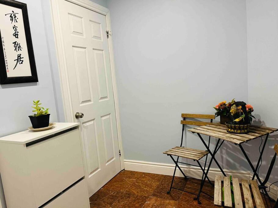 Emily'S Charming House Villa Brossard Exterior photo