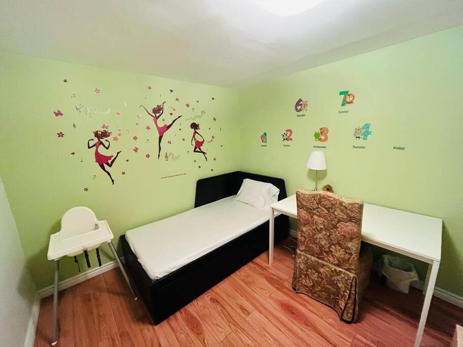 Emily'S Charming House Villa Brossard Exterior photo